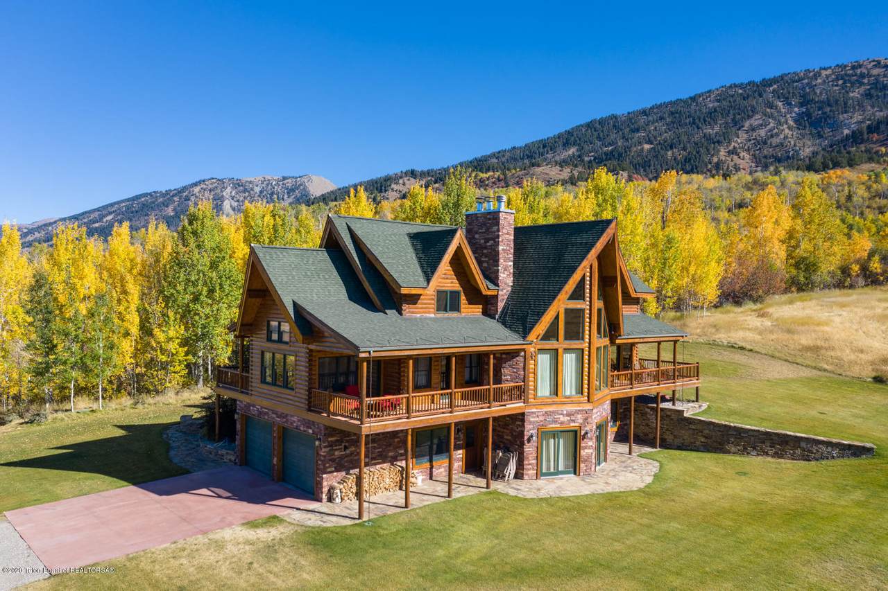 225 Golden Eagle Way - Photo 1