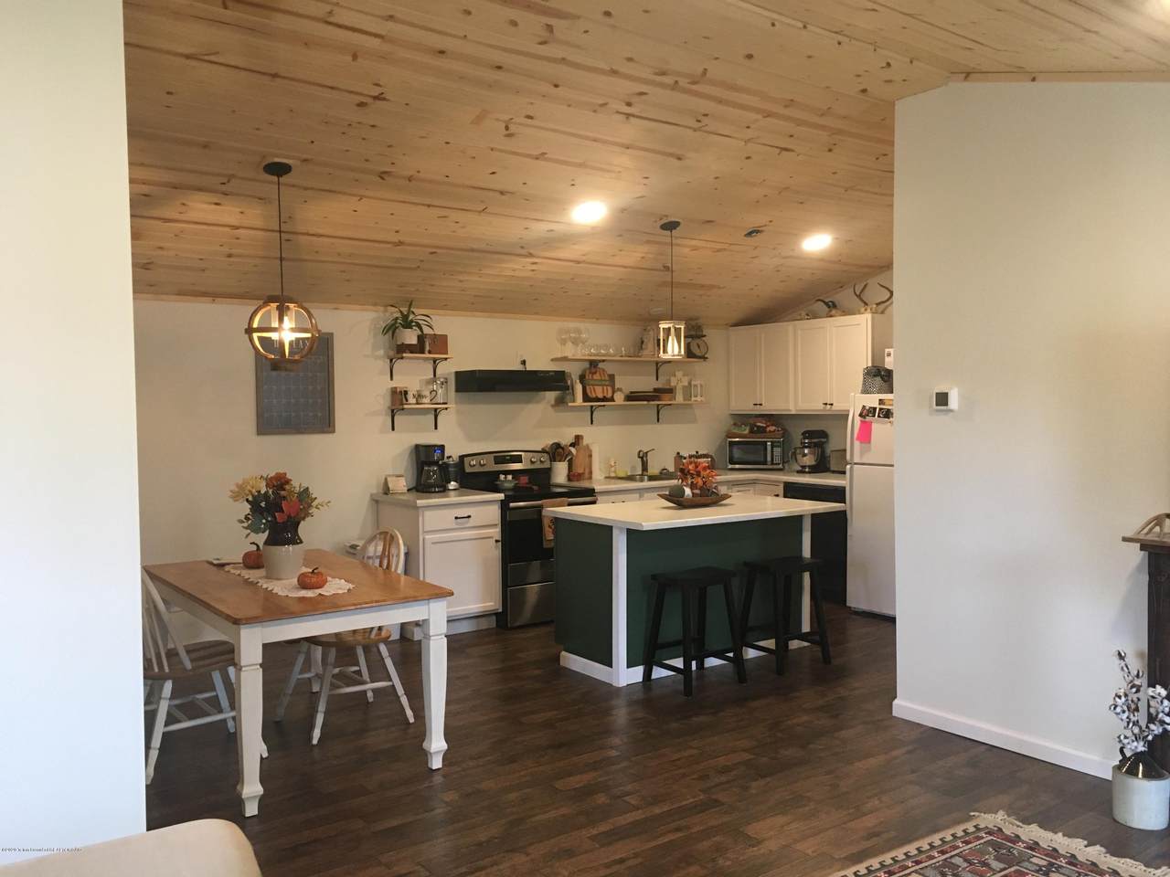 514 Fremont Ave - Photo 1
