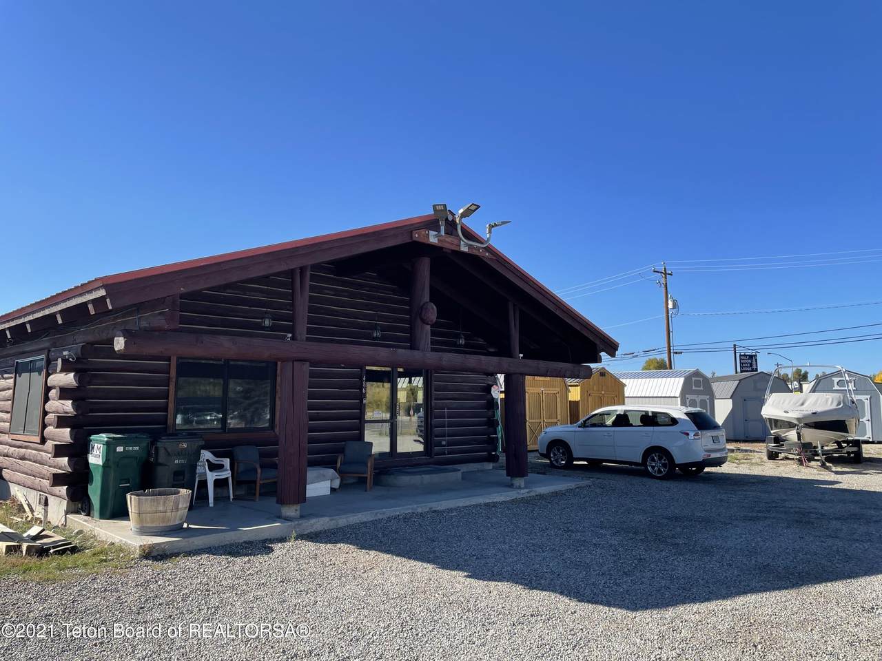 486 Pine St - Photo 1