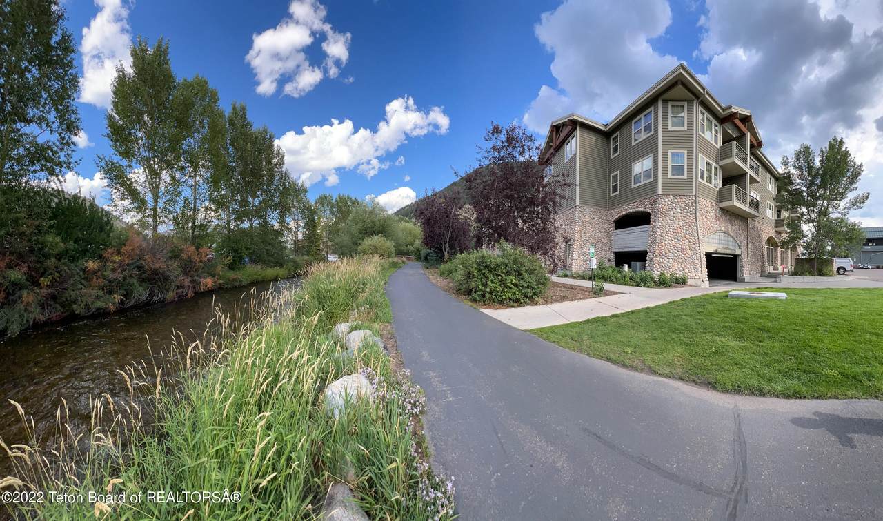 1325 Highway 89 - Photo 1