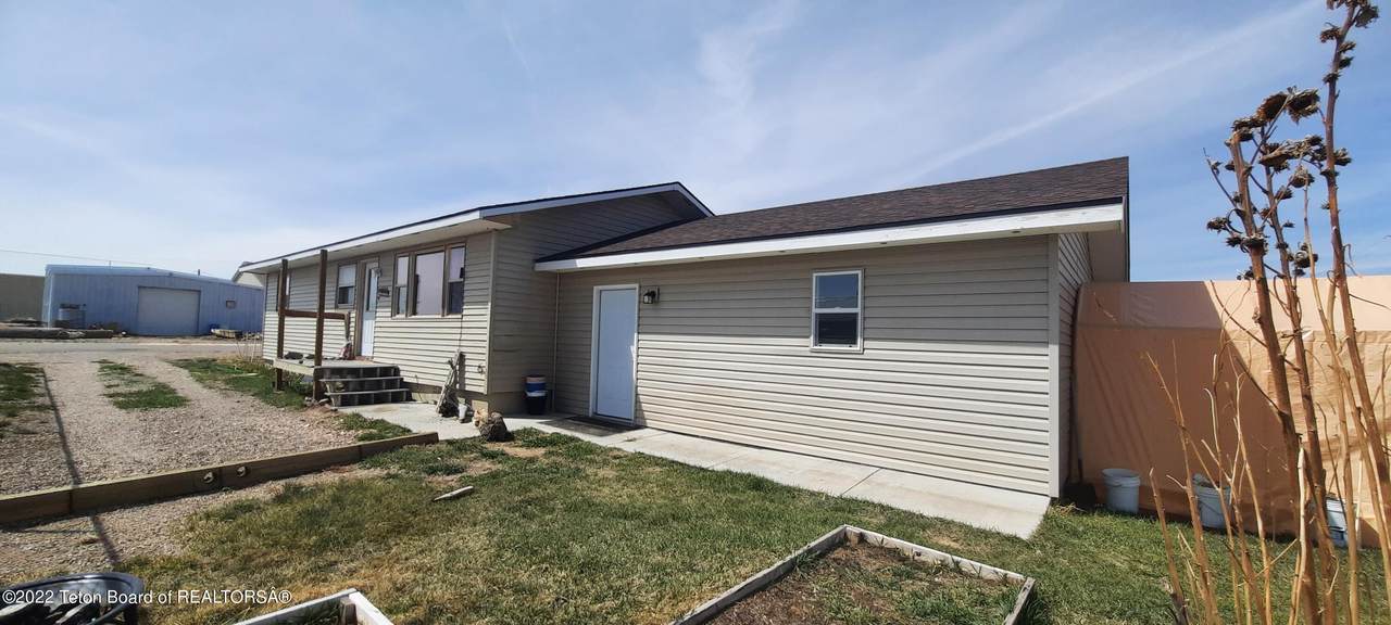 510 Rakestraw Ave - Photo 1