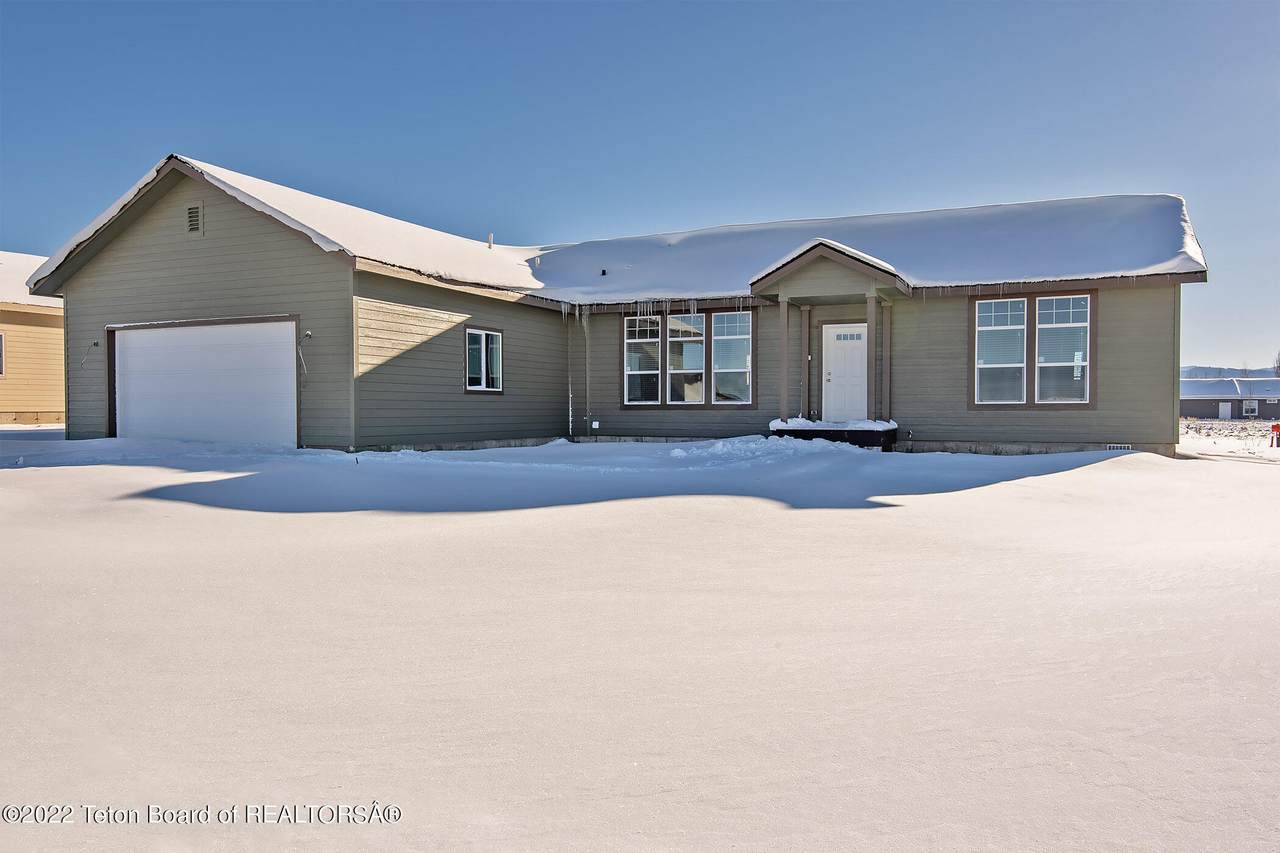 931 Stonecrop Rd. - Photo 1