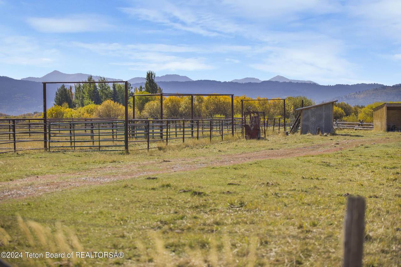 https://bt-photos.global.ssl.fastly.net/teton/orig_boomver_2_23-2667-2.jpg