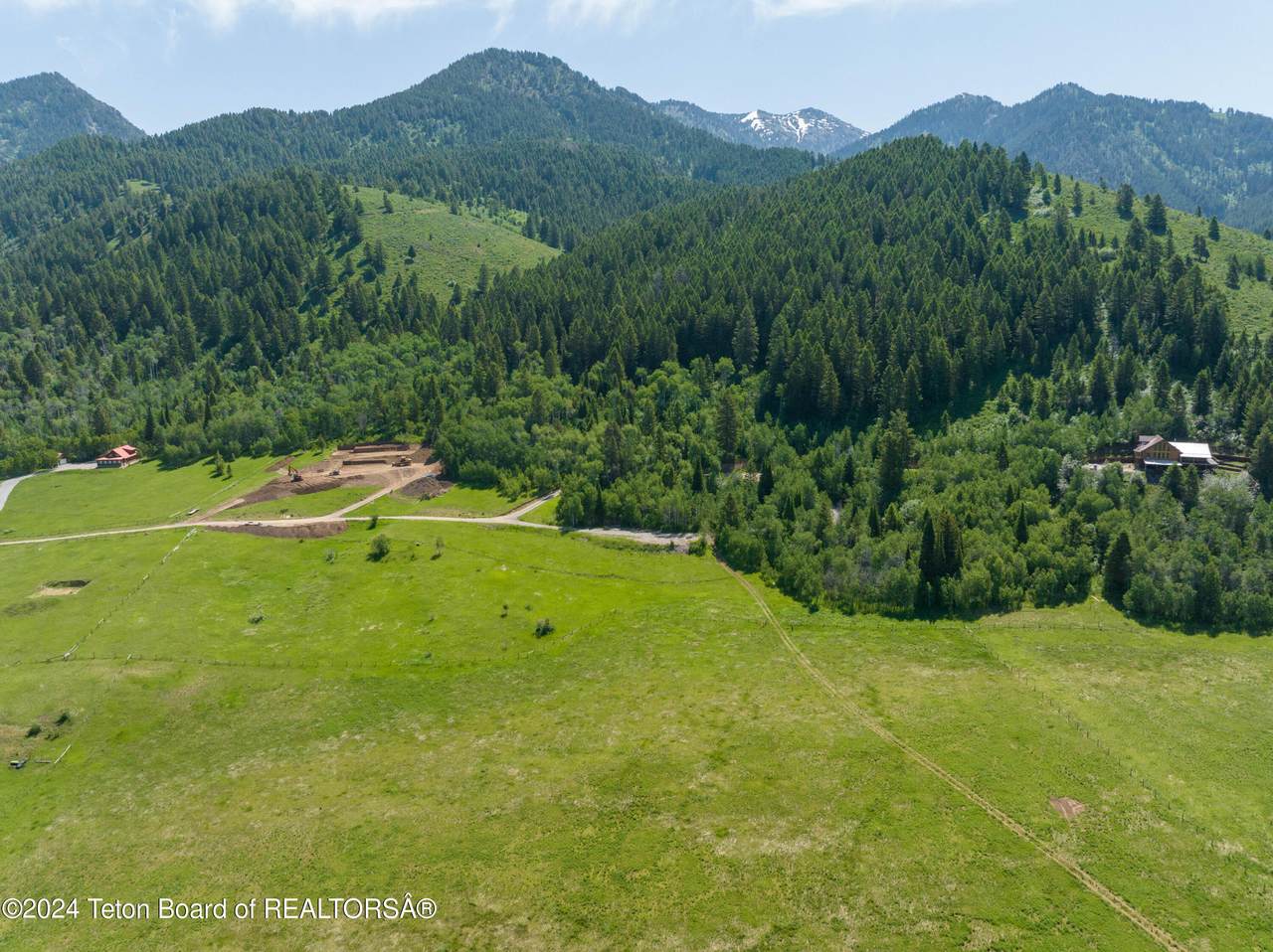 https://bt-photos.global.ssl.fastly.net/teton/1280_boomver_2_24-1521-2.jpg