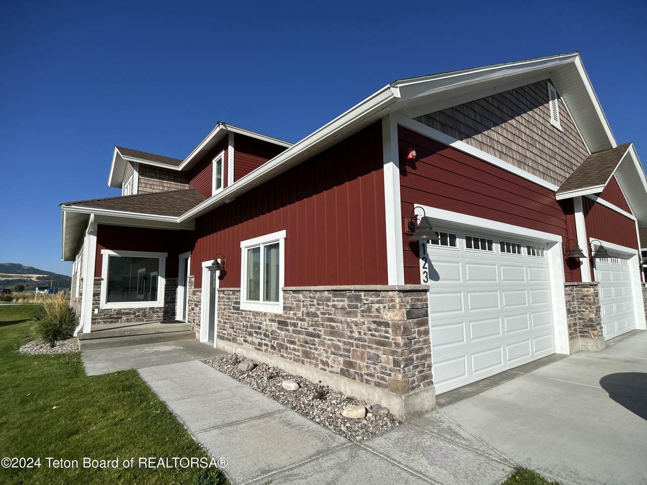 123 Creekside Lane - Photo 1