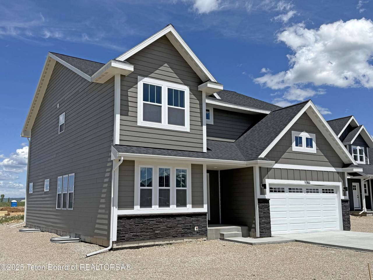 1086 Pawnee Road - Photo 1