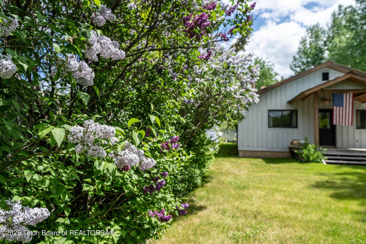 https://bt-photos.global.ssl.fastly.net/teton/1280_boomver_2_25-1046-2.jpg
