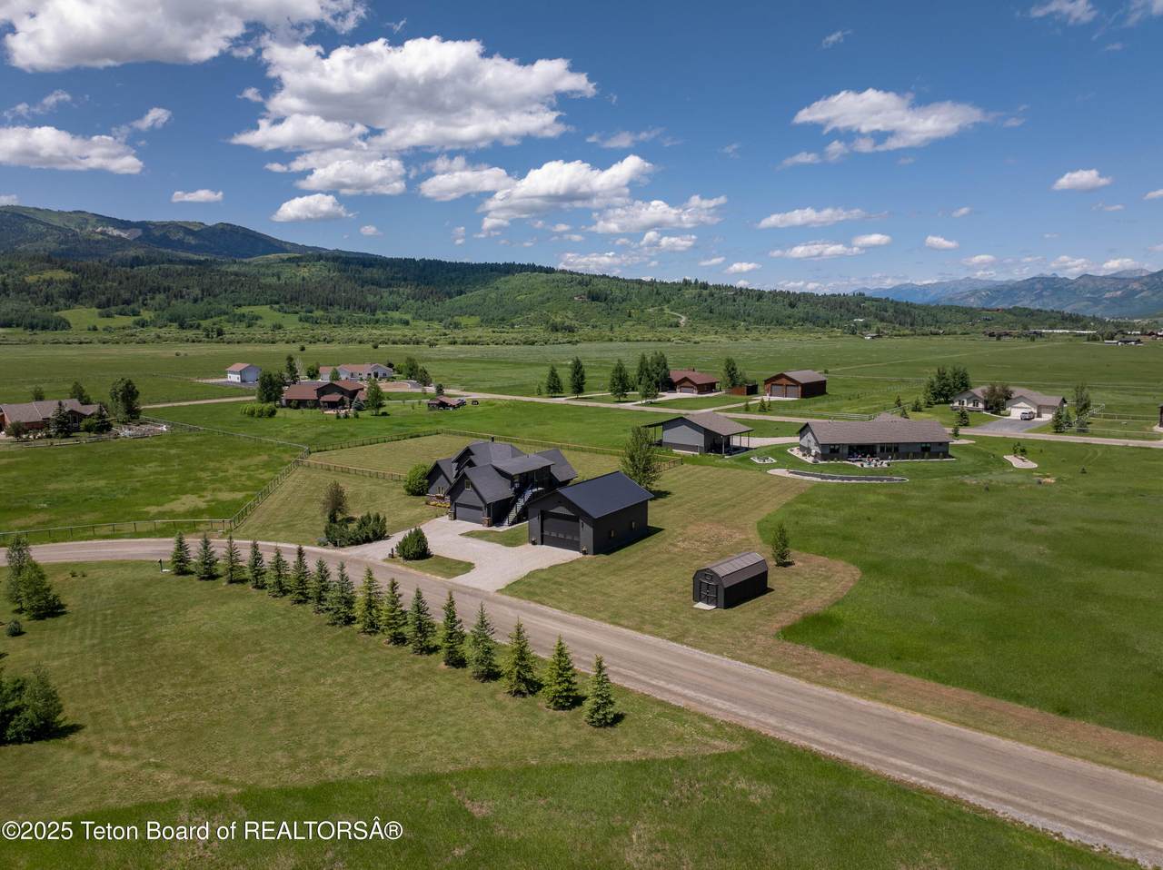 https://bt-photos.global.ssl.fastly.net/teton/1280_boomver_2_25-1602-2.jpg