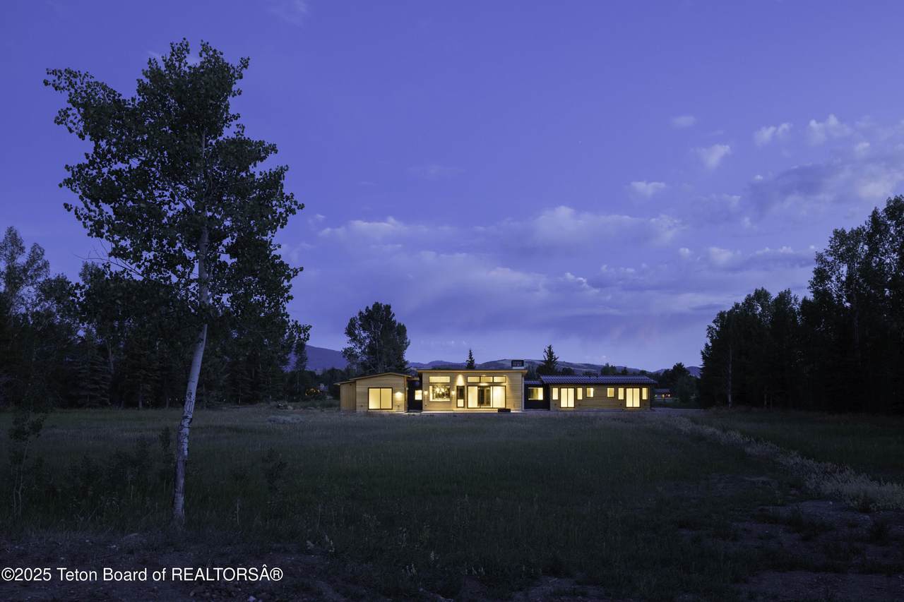 https://bt-photos.global.ssl.fastly.net/teton/1280_boomver_2_25-1846-2.jpg
