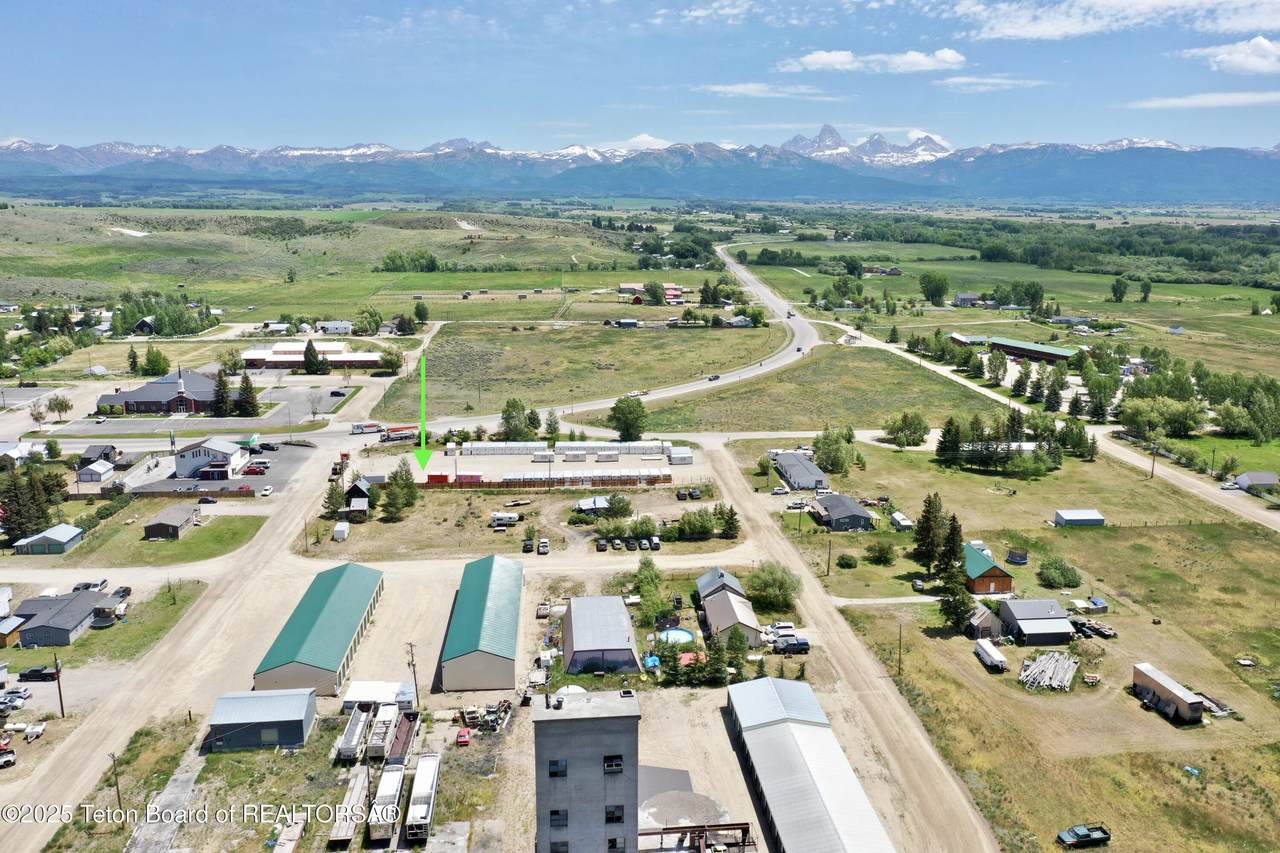 6140 Main Street - Photo 1