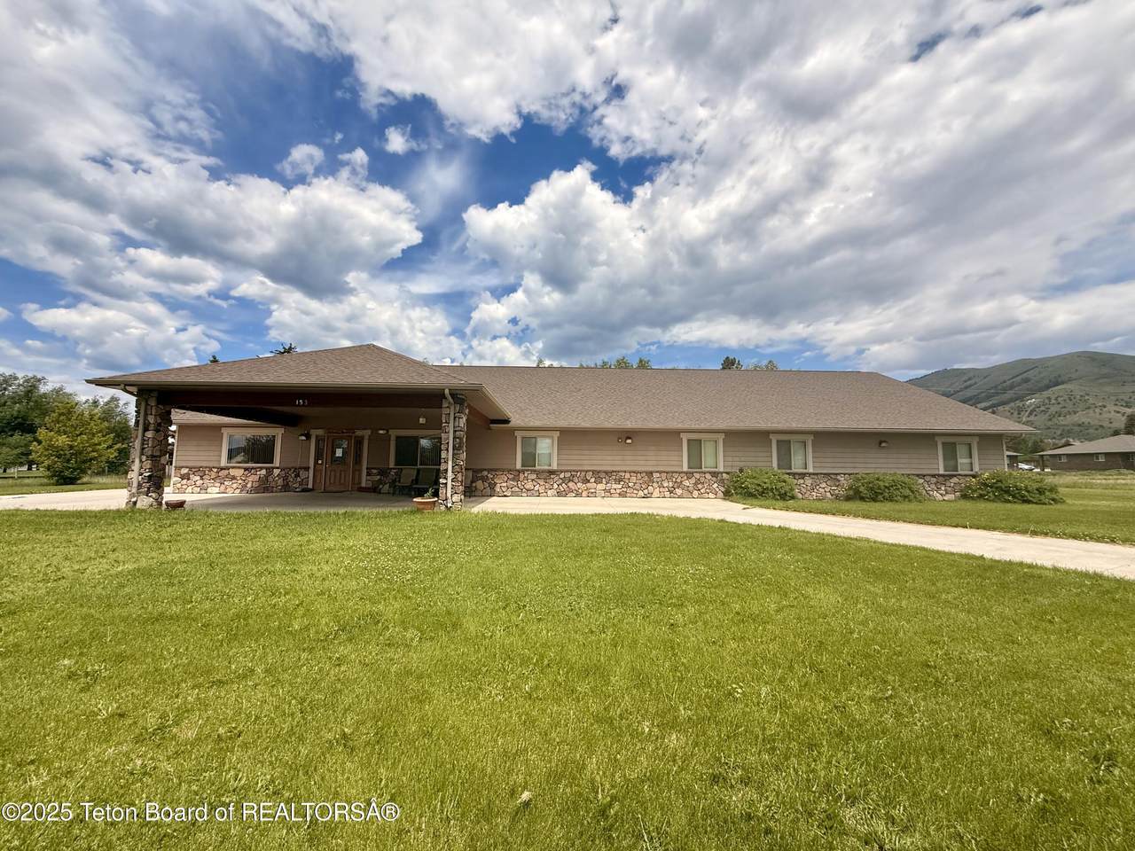 153 Doyle Child Circle - Photo 1