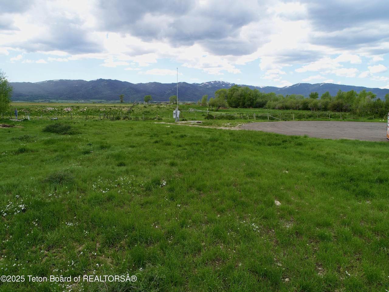 8082 Cutthroat Lane - Photo 1