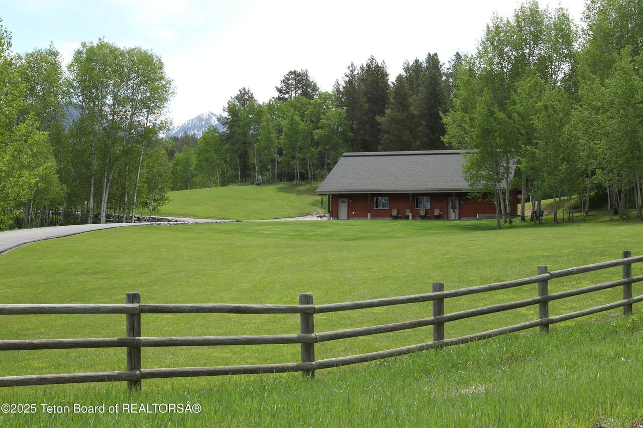 278 Dell Creek Road - Photo 1