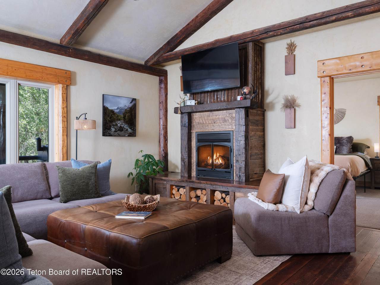 https://bt-photos.global.ssl.fastly.net/teton/1280_boomver_2_26-1095-2.jpg