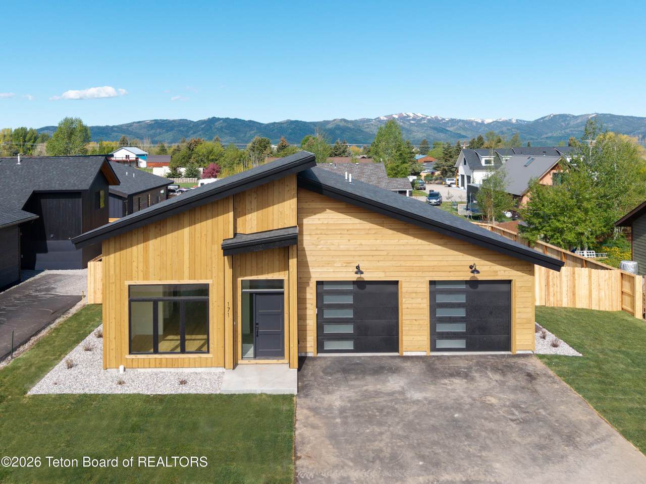 https://bt-photos.global.ssl.fastly.net/teton/1280_boomver_2_26-1124-2.jpg