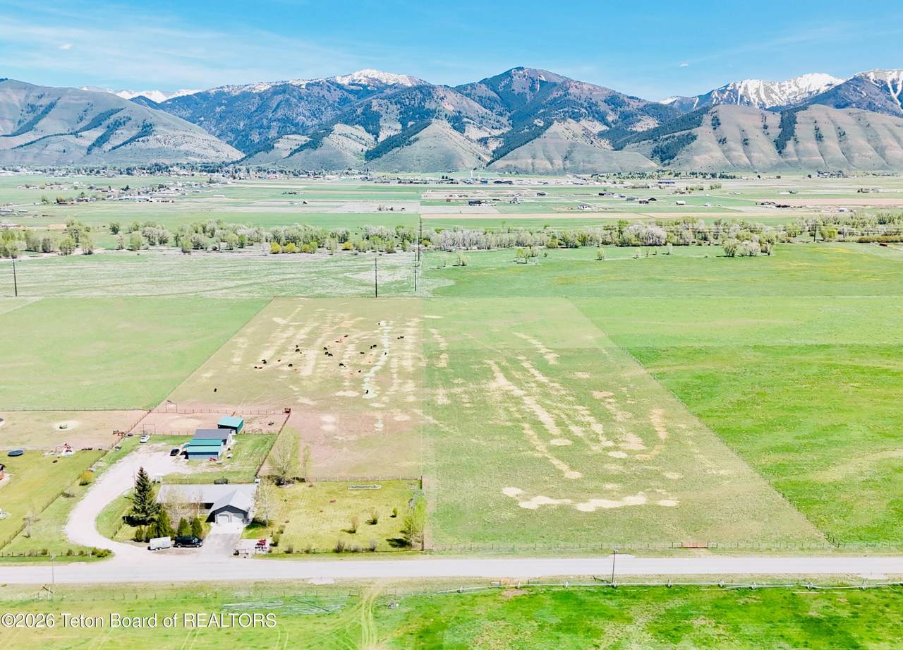 https://bt-photos.global.ssl.fastly.net/teton/1280_boomver_2_26-1147-2.jpg
