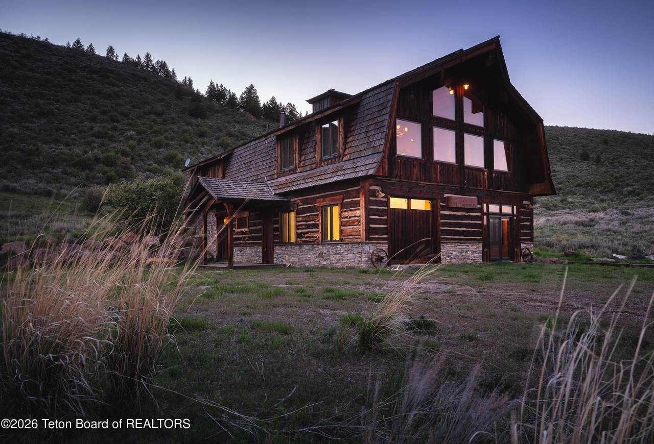 https://bt-photos.global.ssl.fastly.net/teton/1280_boomver_2_26-1160-2.jpg