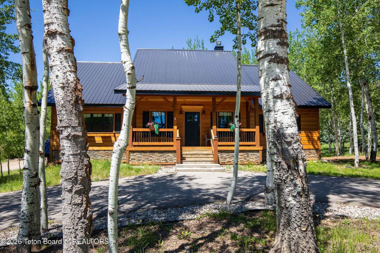 https://bt-photos.global.ssl.fastly.net/teton/1280_boomver_2_26-1250-2.jpg
