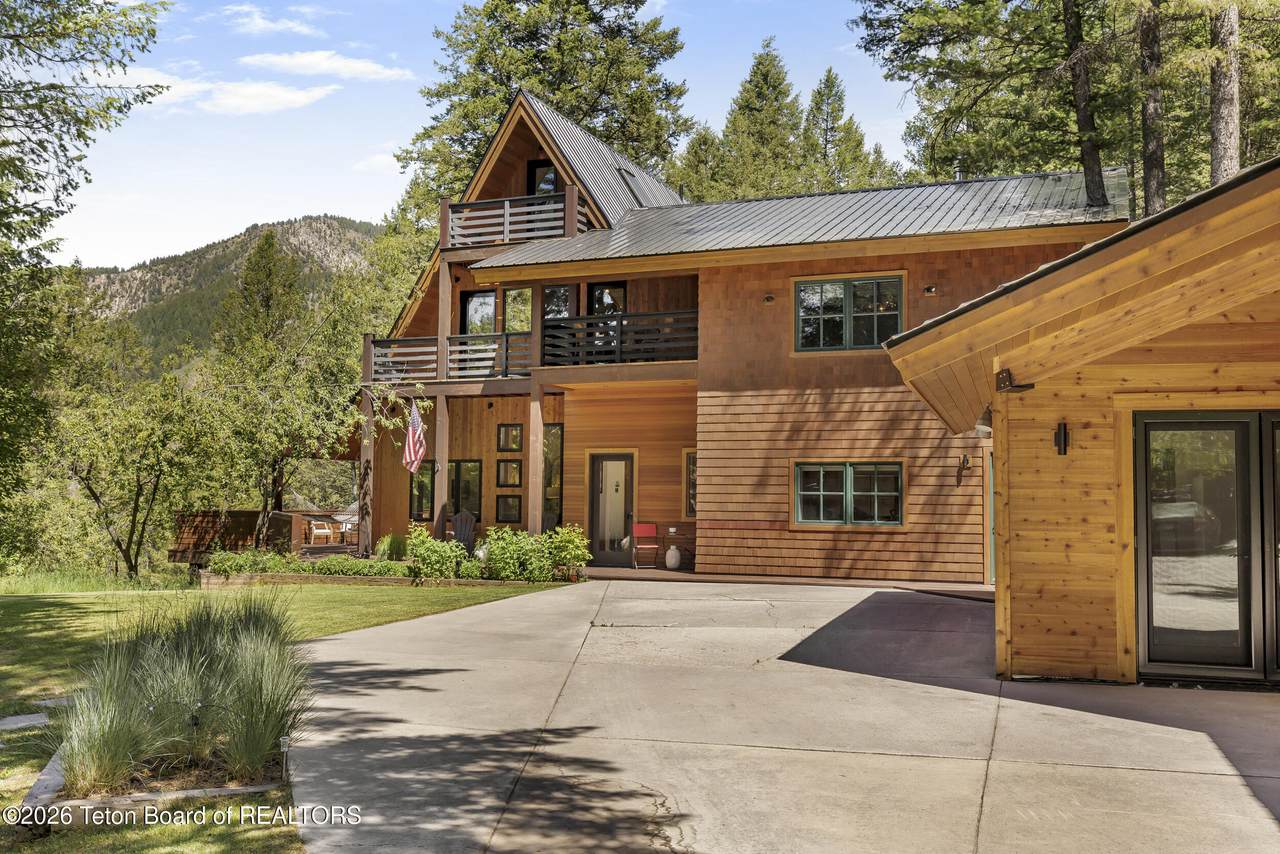 https://bt-photos.global.ssl.fastly.net/teton/1280_boomver_2_26-1268-2.jpg