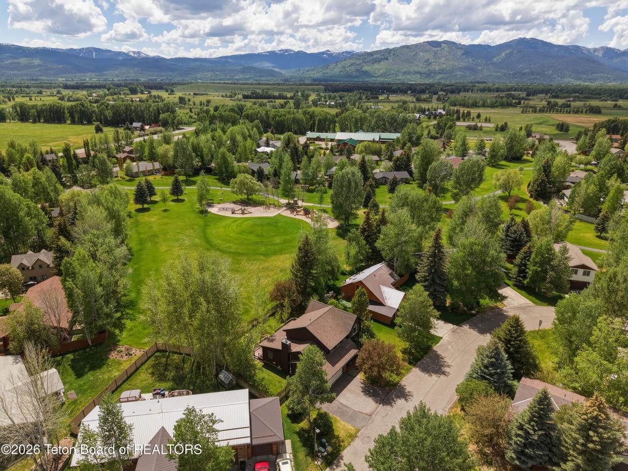 https://bt-photos.global.ssl.fastly.net/teton/1280_boomver_2_26-130-2.jpg