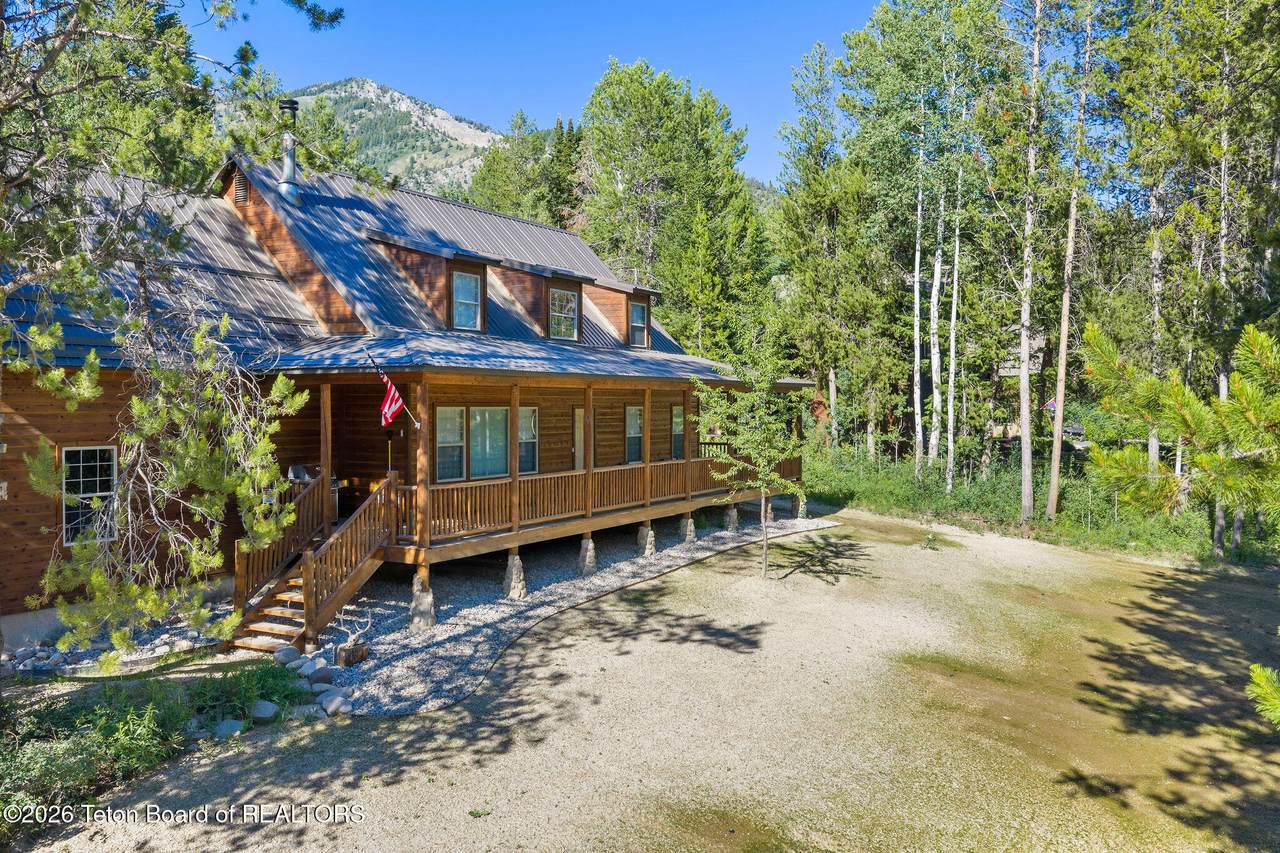 https://bt-photos.global.ssl.fastly.net/teton/1280_boomver_2_26-1432-2.jpg