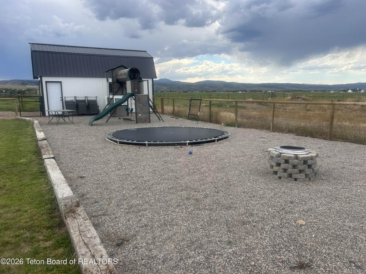 https://bt-photos.global.ssl.fastly.net/teton/1280_boomver_2_26-1454-2.jpg