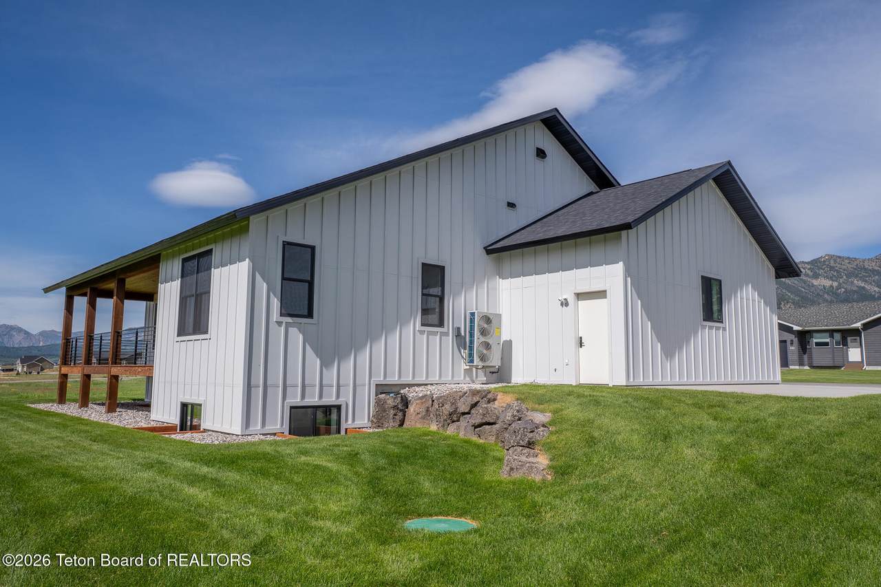 https://bt-photos.global.ssl.fastly.net/teton/1280_boomver_2_26-1464-2.jpg