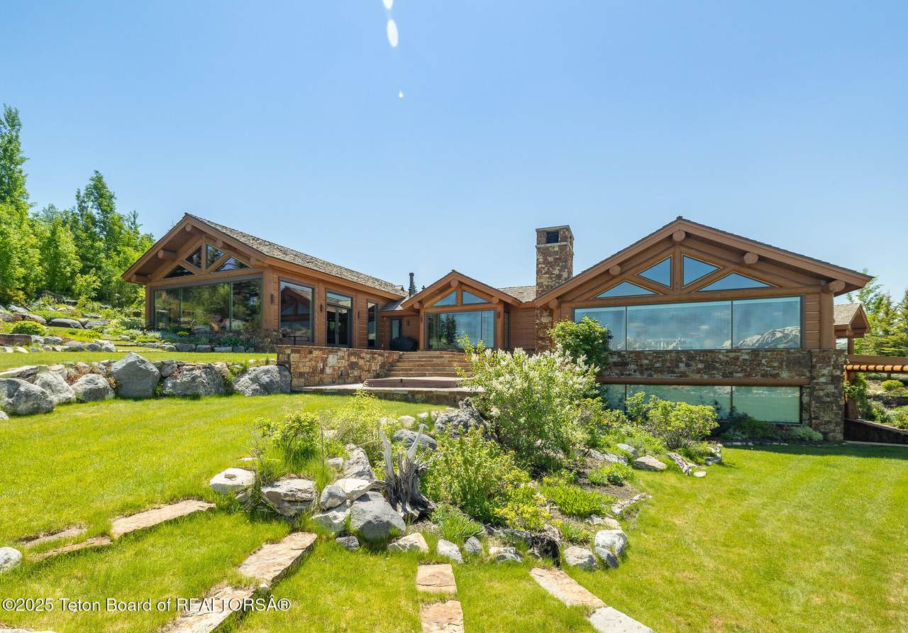 https://bt-photos.global.ssl.fastly.net/teton/1280_boomver_2_26-1476-2.jpg