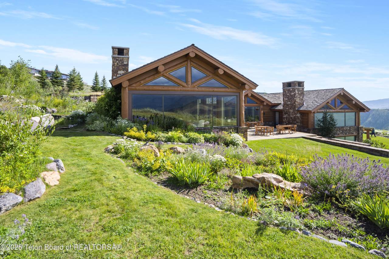 https://bt-photos.global.ssl.fastly.net/teton/1280_boomver_2_26-1476-2.jpg