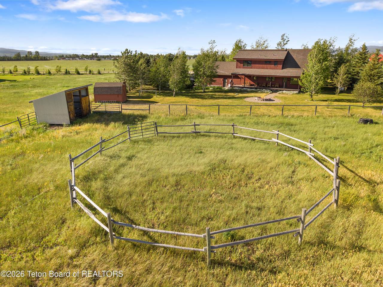 https://bt-photos.global.ssl.fastly.net/teton/1280_boomver_2_26-1576-2.jpg