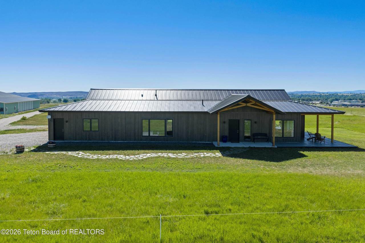64 Golden Willow Road - Photo 1