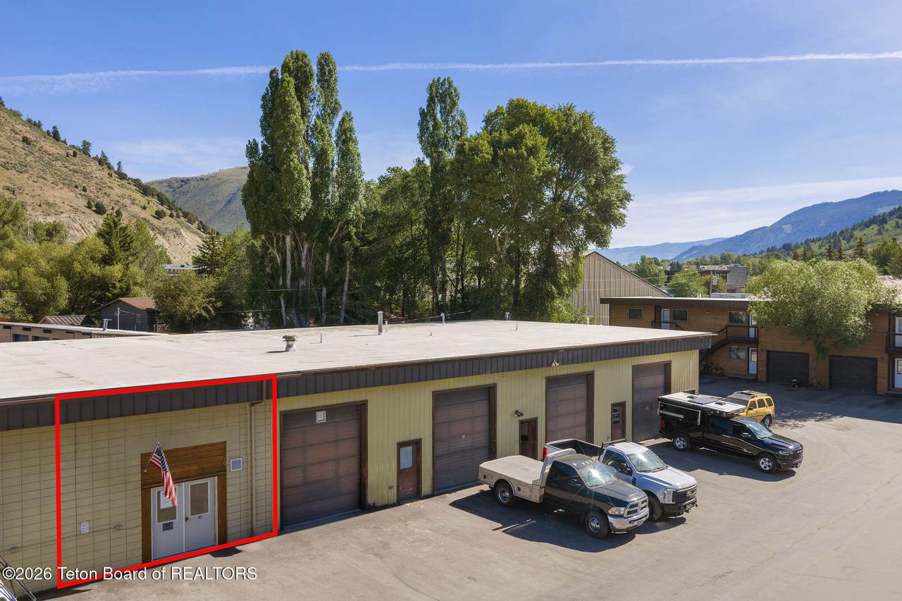 1200 Gregory Lane - Photo 1