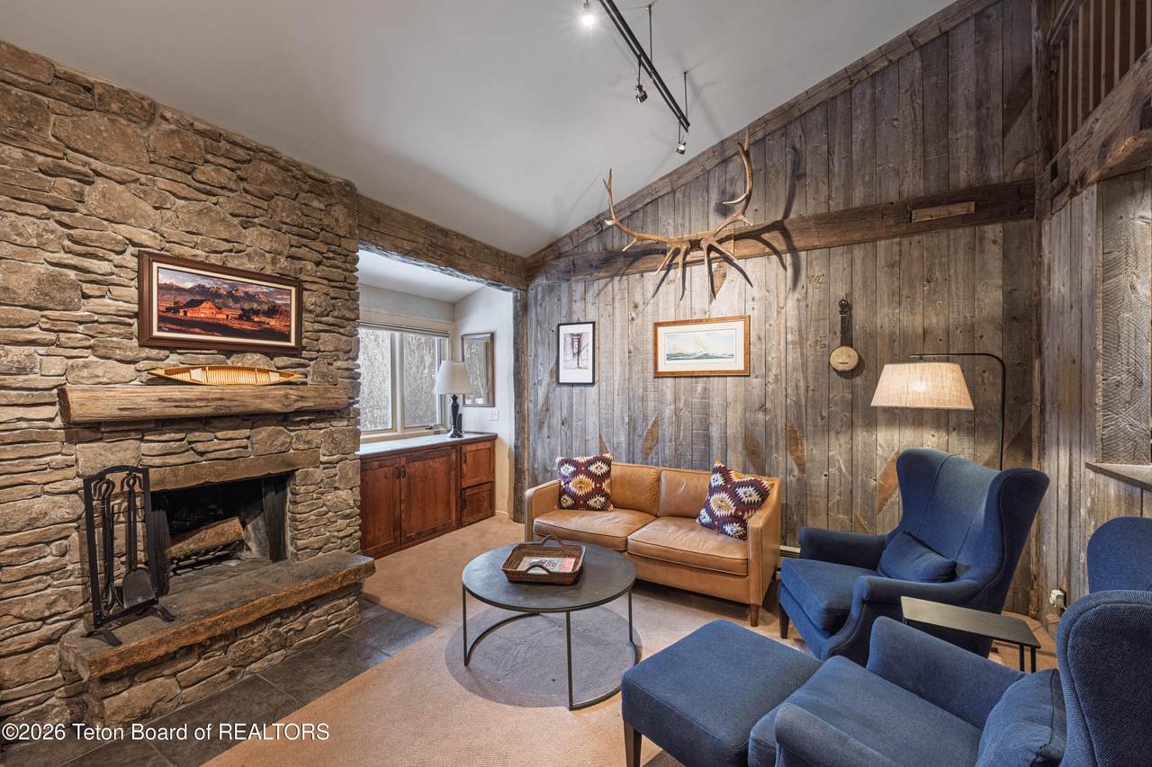 3730 Lake Creek Drive - Photo 1