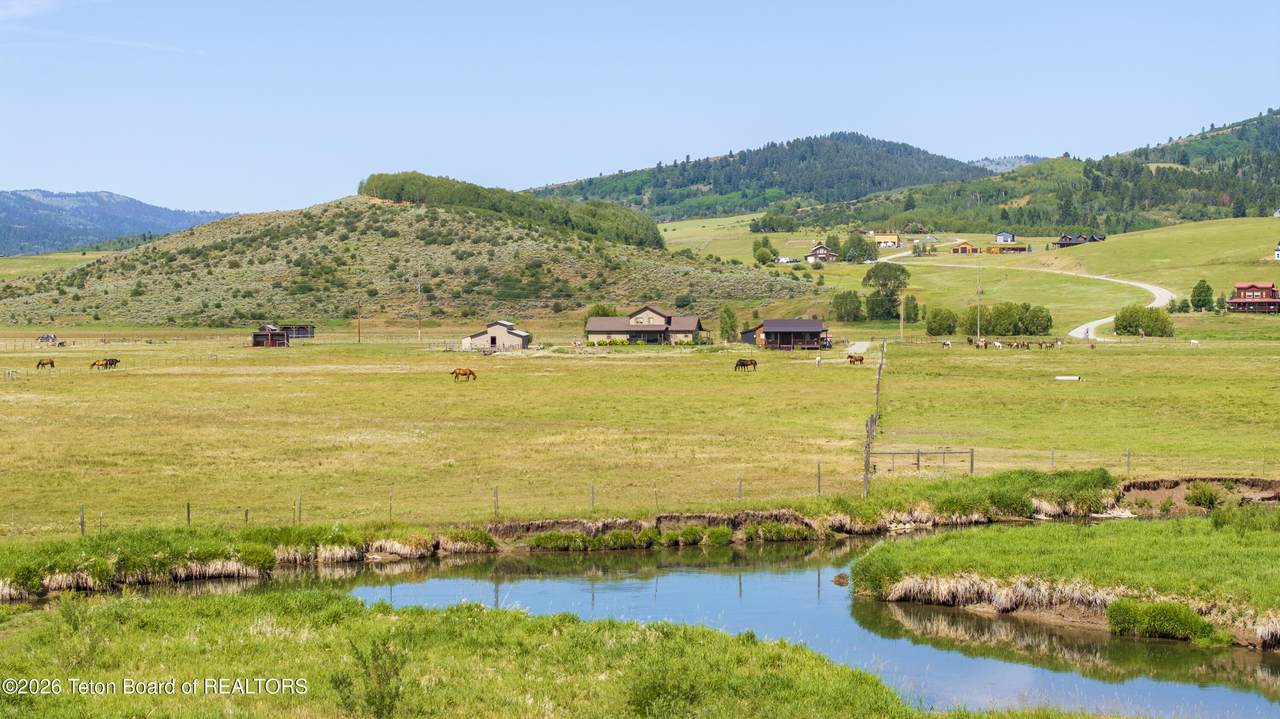https://bt-photos.global.ssl.fastly.net/teton/1280_boomver_2_26-1870-2.jpg
