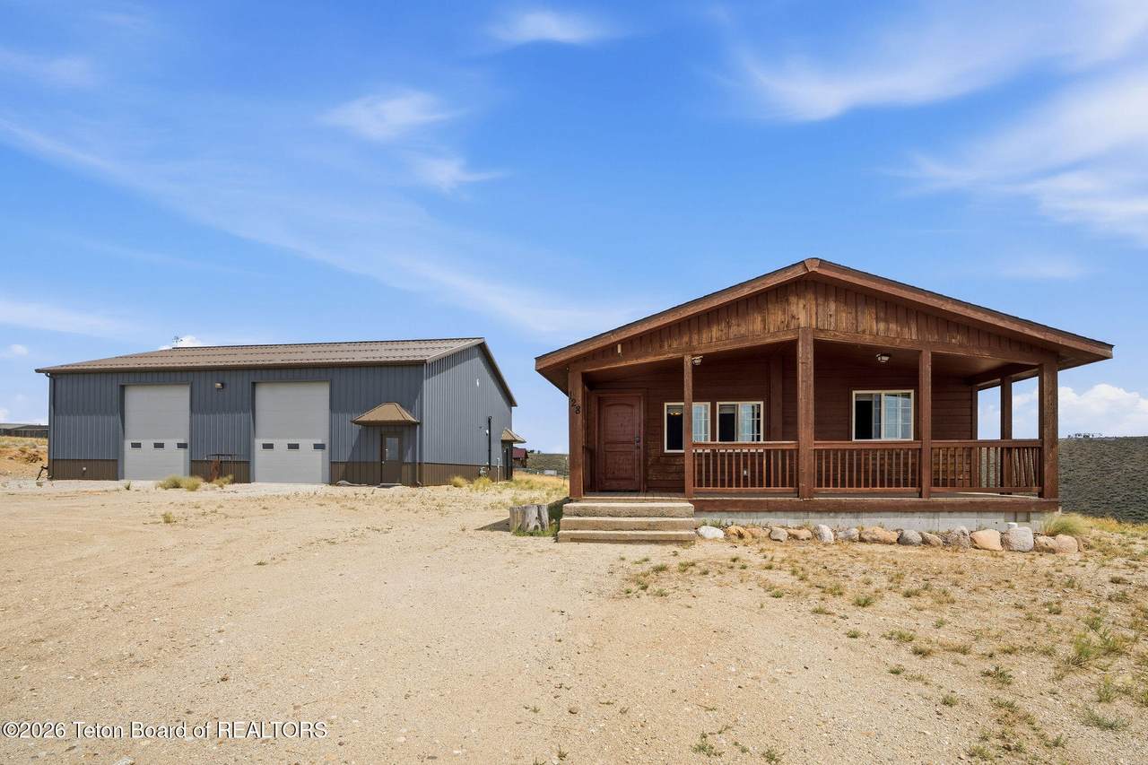 128 Sauk Trail - Photo 1