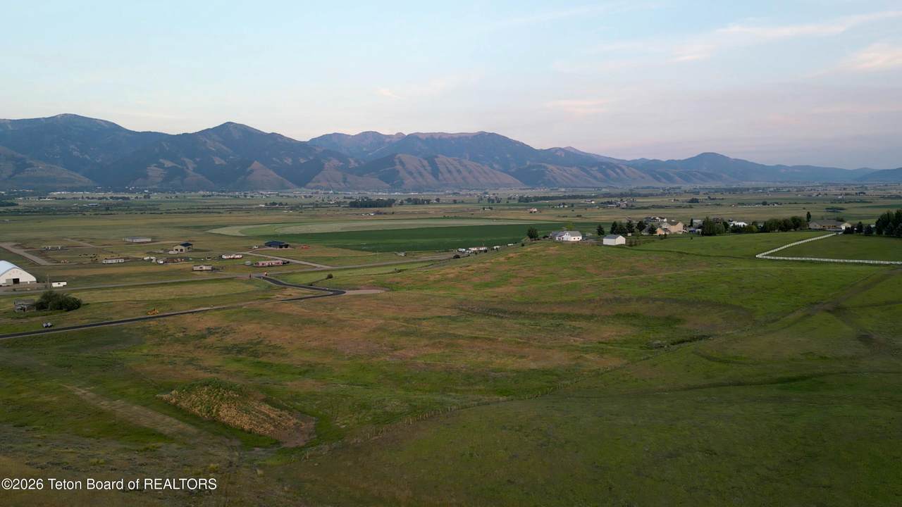https://bt-photos.global.ssl.fastly.net/teton/1280_boomver_1_26-1910-2.jpg