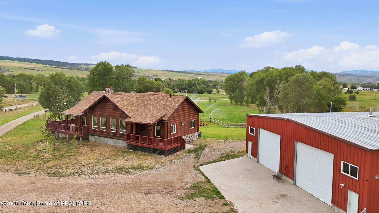 https://bt-photos.global.ssl.fastly.net/teton/1280_boomver_1_26-1948-2.jpg