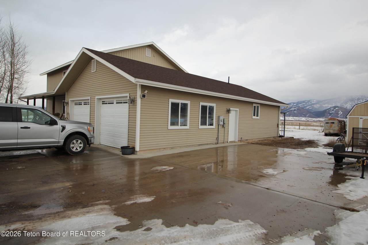 https://bt-photos.global.ssl.fastly.net/teton/orig_boomver_3_26-196-2.jpg