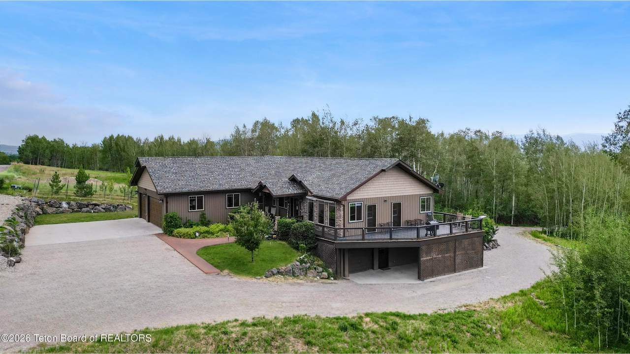https://bt-photos.global.ssl.fastly.net/teton/1280_boomver_2_26-1966-2.jpg