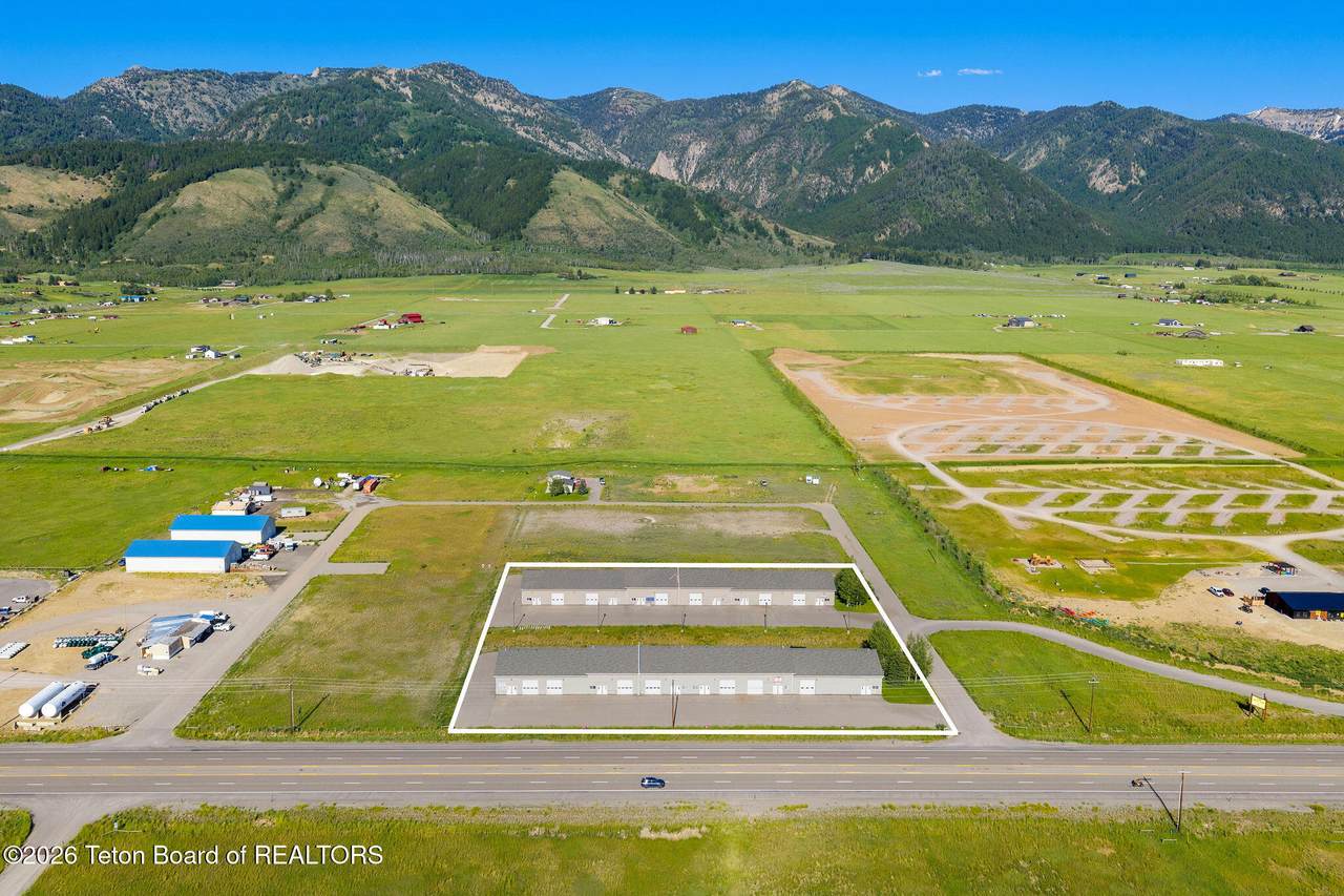 https://bt-photos.global.ssl.fastly.net/teton/1280_boomver_2_26-197-2.jpg