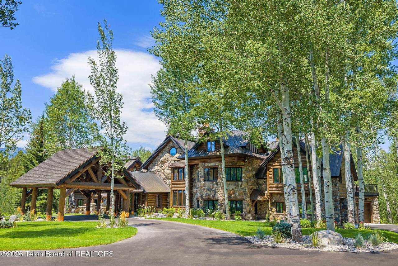 https://bt-photos.global.ssl.fastly.net/teton/1280_boomver_2_26-1984-2.jpg