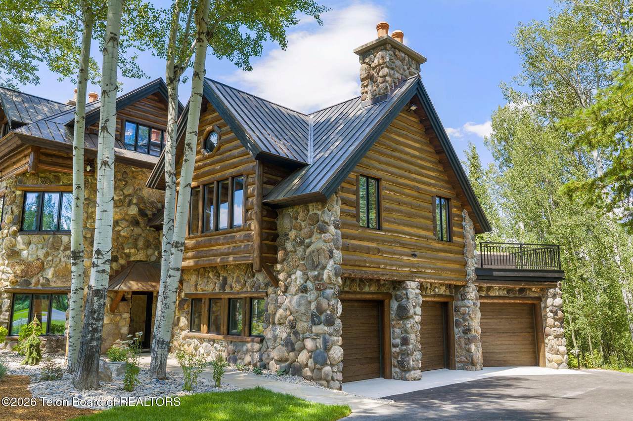 https://bt-photos.global.ssl.fastly.net/teton/1280_boomver_2_26-1984-2.jpg