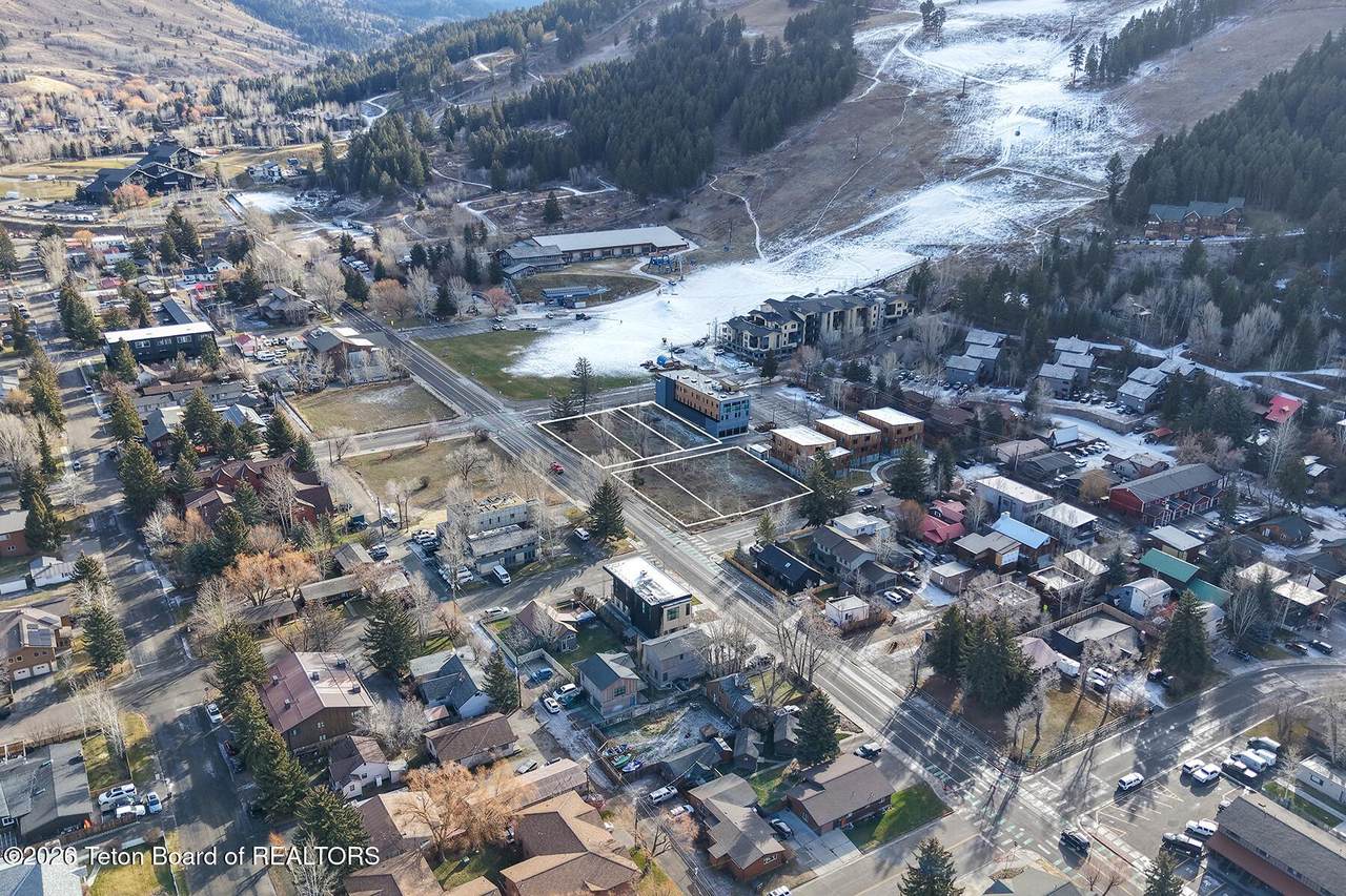 https://bt-photos.global.ssl.fastly.net/teton/1280_boomver_2_26-20-2.jpg