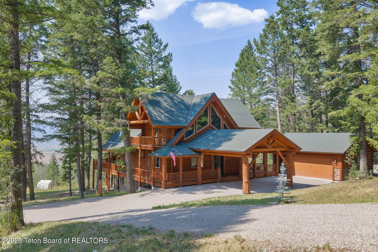 671 Spruce Drive - Photo 1