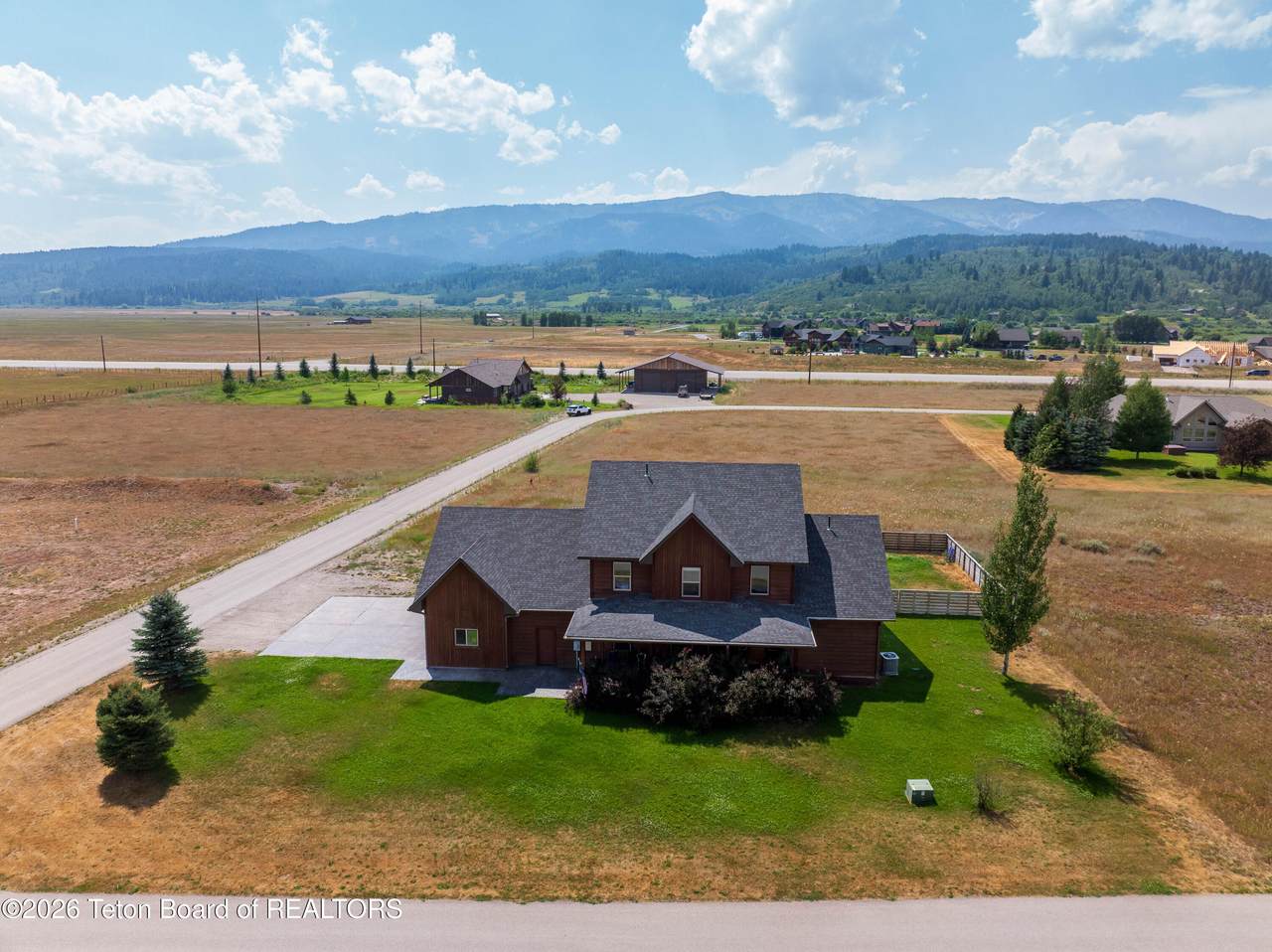 233 Badger Road - Photo 1