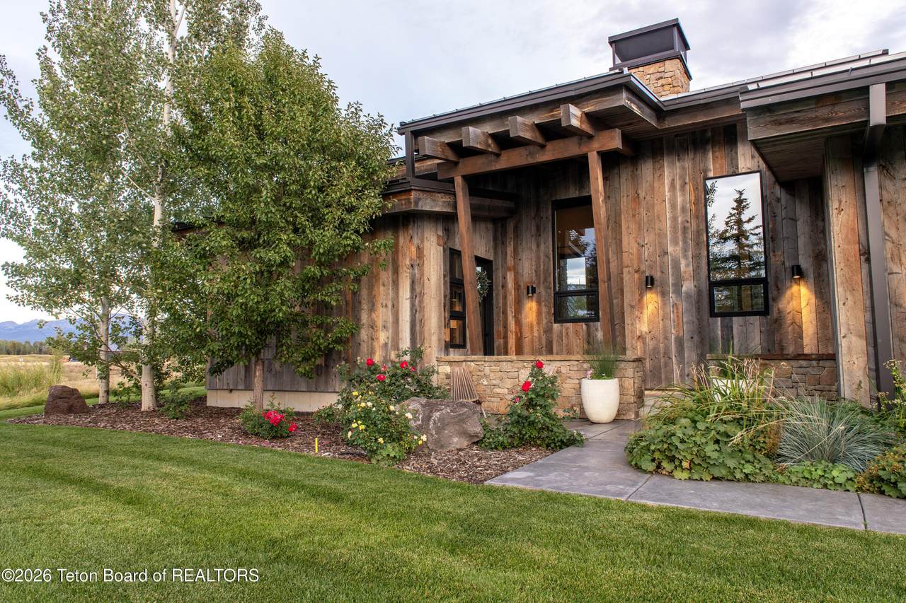 https://bt-photos.global.ssl.fastly.net/teton/1280_boomver_2_26-2331-2.jpg