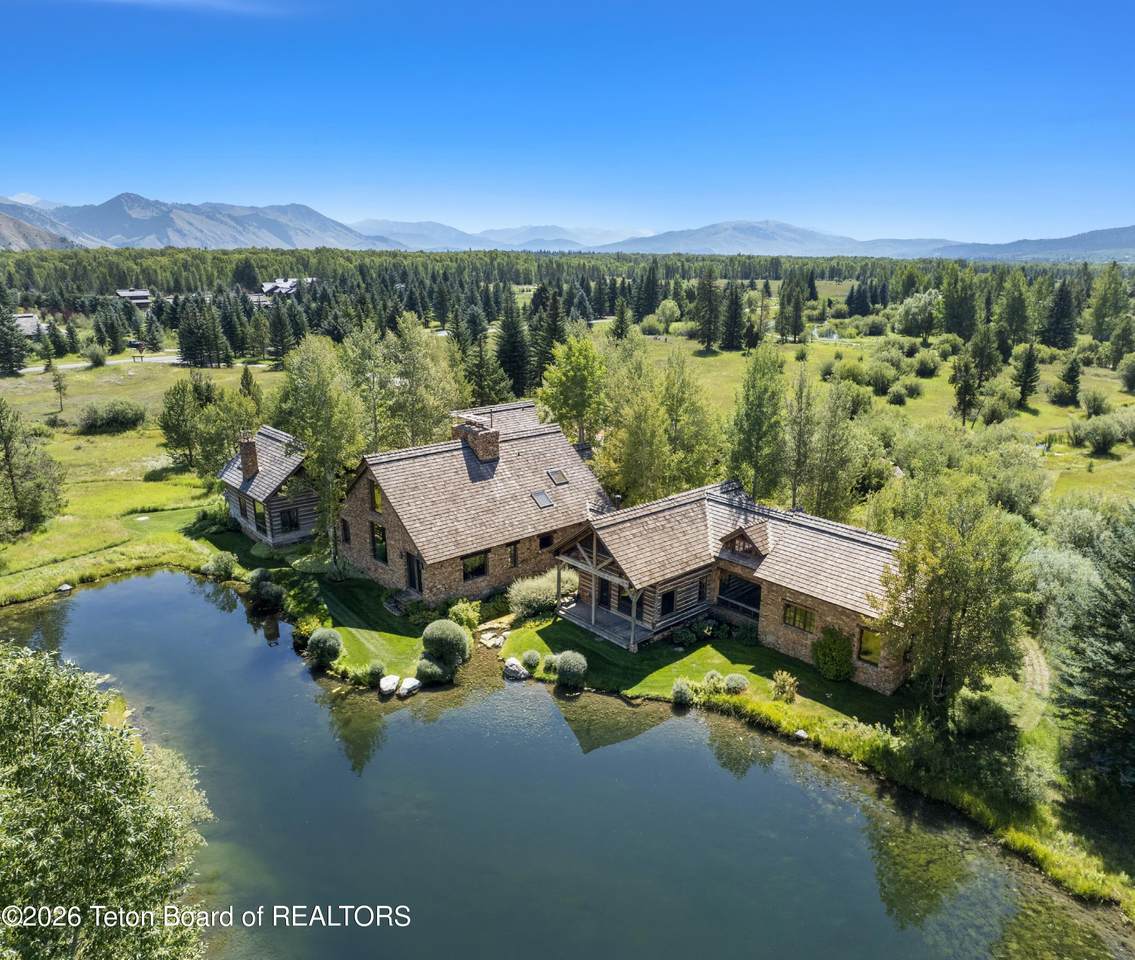 125 Pines Edge Lane - Photo 1
