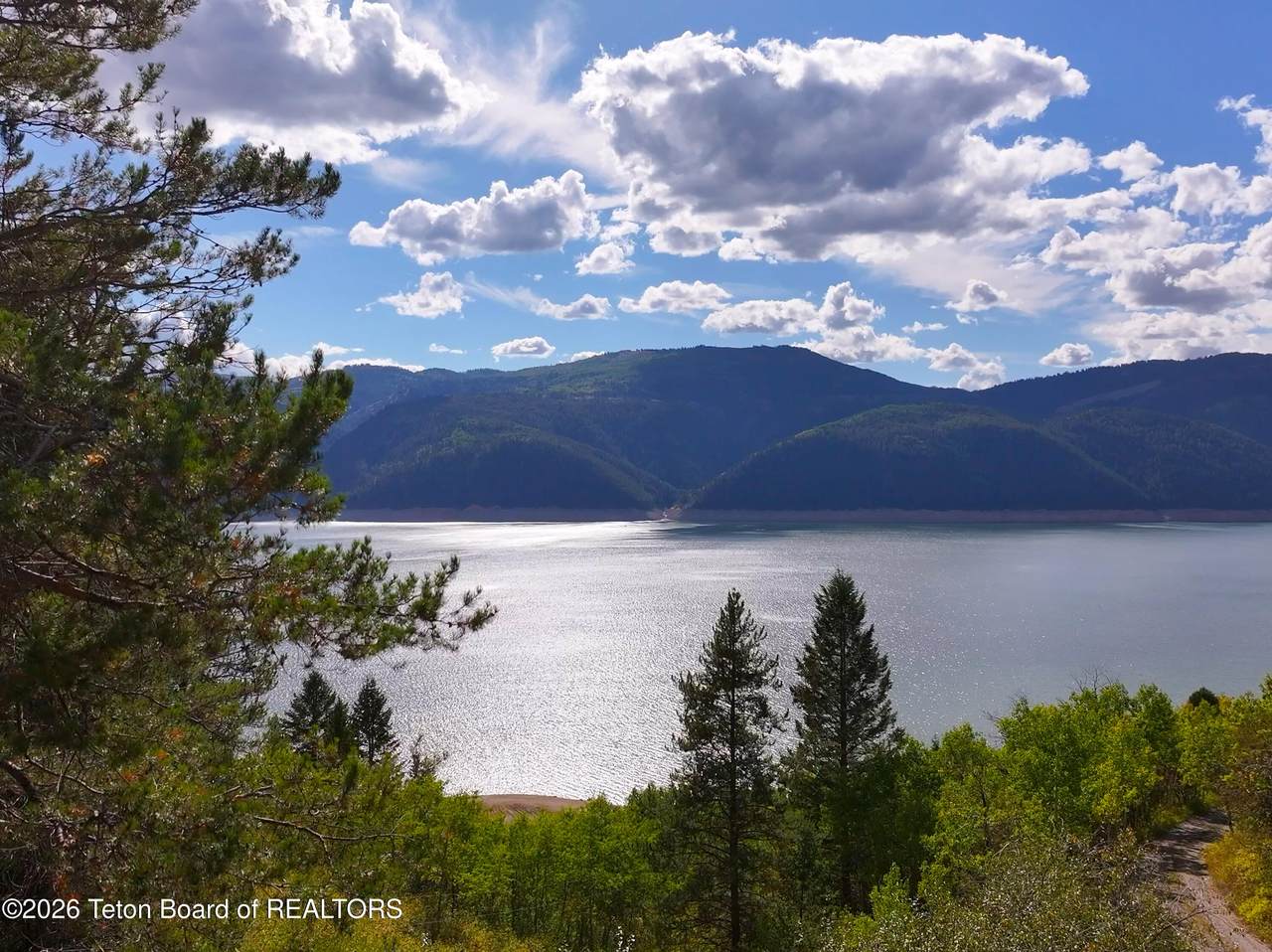 https://bt-photos.global.ssl.fastly.net/teton/1280_boomver_2_26-315-2.jpg