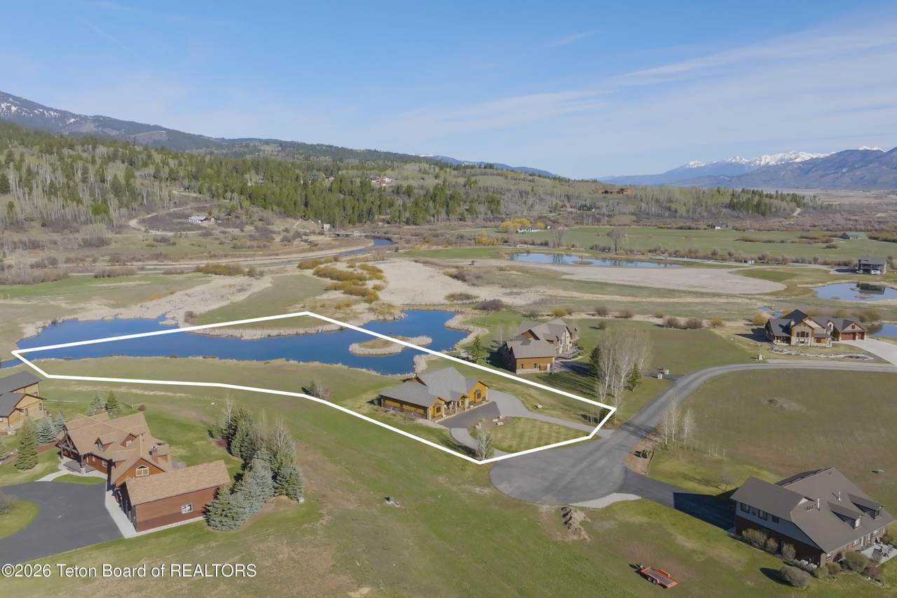 268 Willow Lake Drive - Photo 1