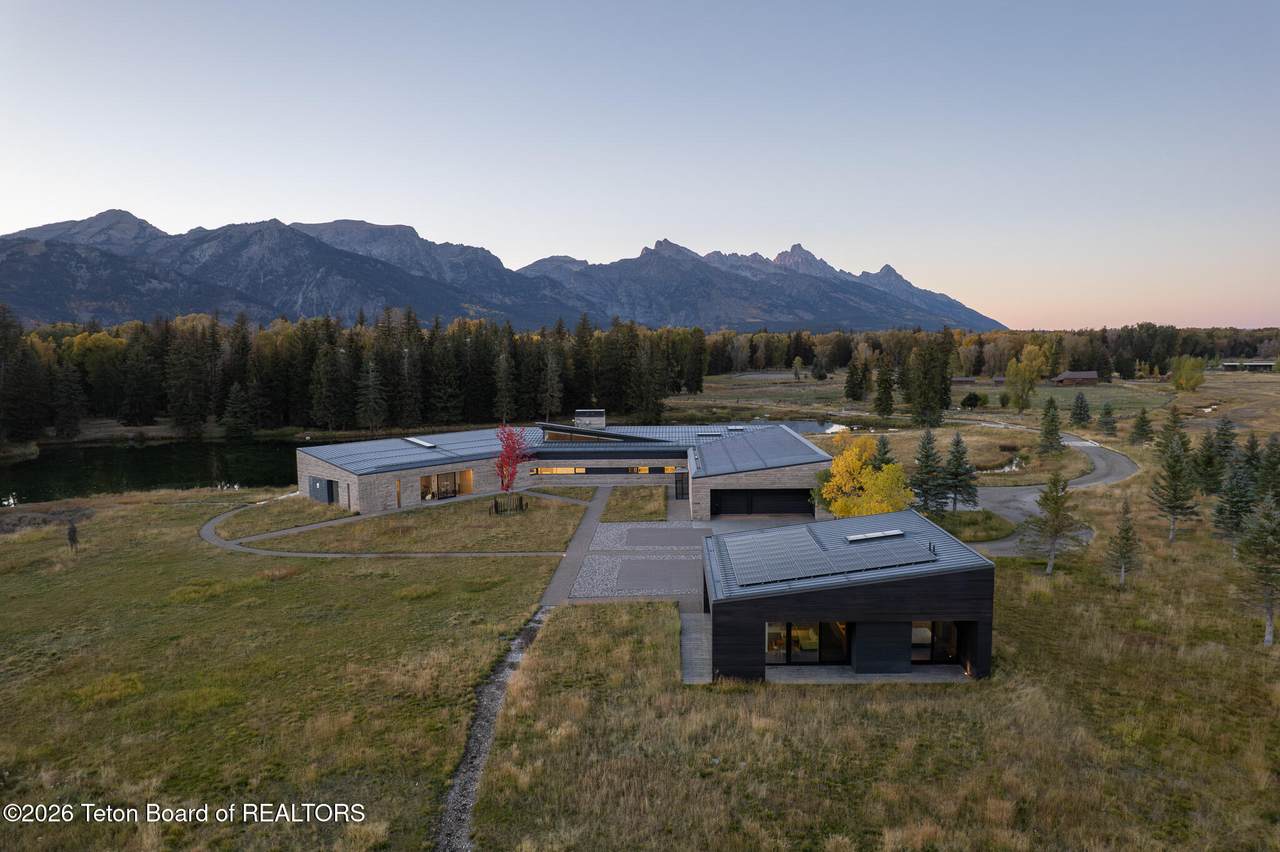 https://bt-photos.global.ssl.fastly.net/teton/1280_boomver_2_26-552-2.jpg